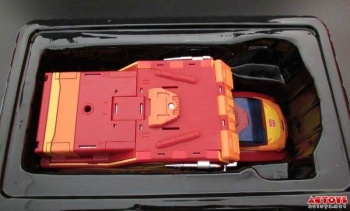 [DX9toys] Produit Tiers - Jouet D-06 Carry aka Rodimus et D-06T Terror aka Black Rodimus - Page 2 SpuiLjqK