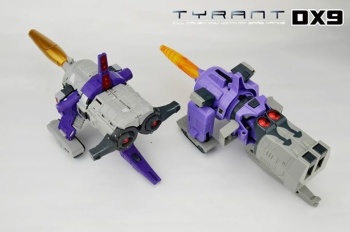 [Masterpiece Tiers] DX9 TOYS D-07 TYRANT aka GALVATRON - Sortie Novembre 2015 Tgea4gcH