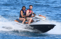 Nina Dobrev and Asustin Stowell enjoy the ocean off the cost the French Riviera (July 26) YVAsp7FE