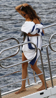 Nina Dobrev & Austin Stowell Returning To Their Yacht (July 25) ZIkOGnTS