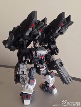 [Combiners Tiers] FANSPROJECT SAURUS RYU-OH aka DINOKING - Sortie 2015-2016 - Page 2 ZdvWdsNf