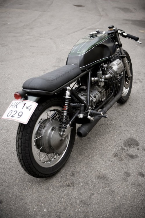 Guzzi... juste l'essentiel des Café Racer - Page 16 AFr1I5w1nqlvilxnSzeyHAP7o1_500