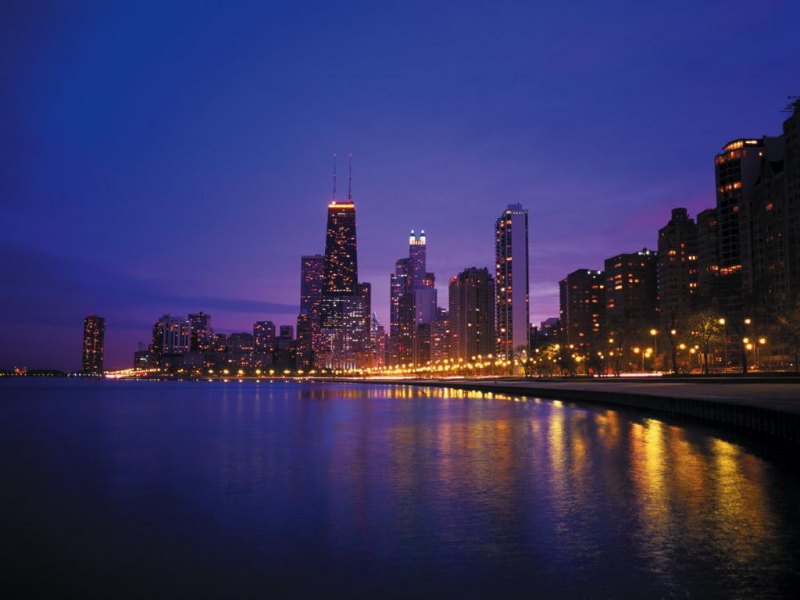 ثالث اجمل مدينة في العالم وثاني اجمل مدينة في الولايات المتحدة Chicago%20Skyline%20at%20night