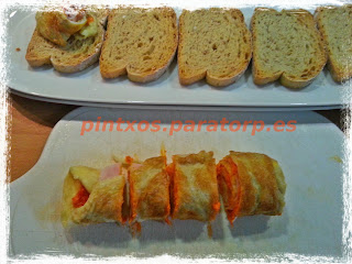 COCINA CON NOSOTROS - Página 3 Cortando_rollitos_de_tortilla_francesa_con_relleno_variado