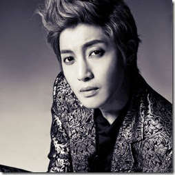 Kim hyun joong  انا شخص محظوظ News1_thumb%5B1%5D