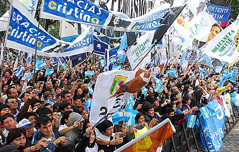 ¿Quien te gustaria que fuera el/la compañero/a de Cristina? 34821