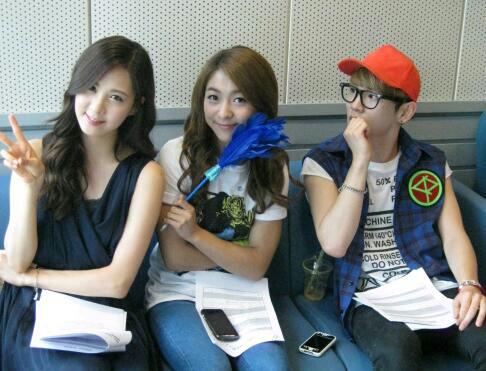 {120629} Seohyun @ SBS Radio Picture. 120629sbsfbradio