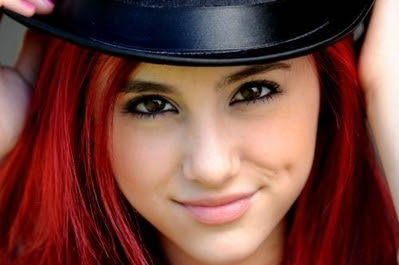 ariana's pictures Ariana_grande_red_hair_10