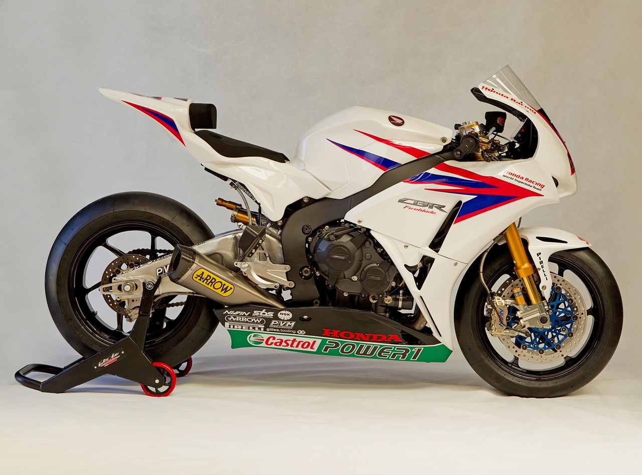 Machines de courses ( Race bikes ) - Page 8 Honda%2BCBR%2B1000%2BRR%2BTeam%2BTenKate%2B2012%2B02