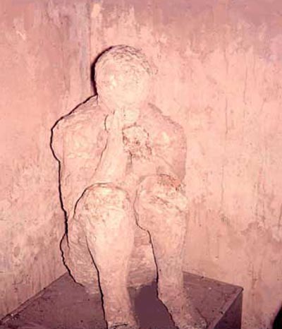 المدينة التي عذبها الله !! Pompeii