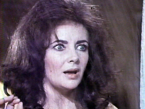 Una hora en la noche (Night Watch) 1973 Elizabeth-taylor-night-watch-fashionhorrors-2