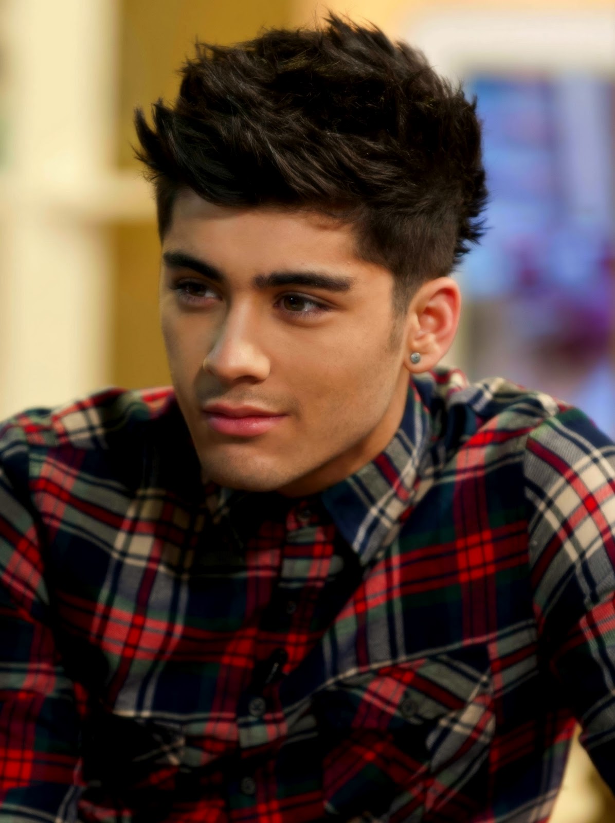 صور زيييييييييييييين مالك ♥ ~~ DJ-MALIK-X-zayn-malik-29741284-1787-2391