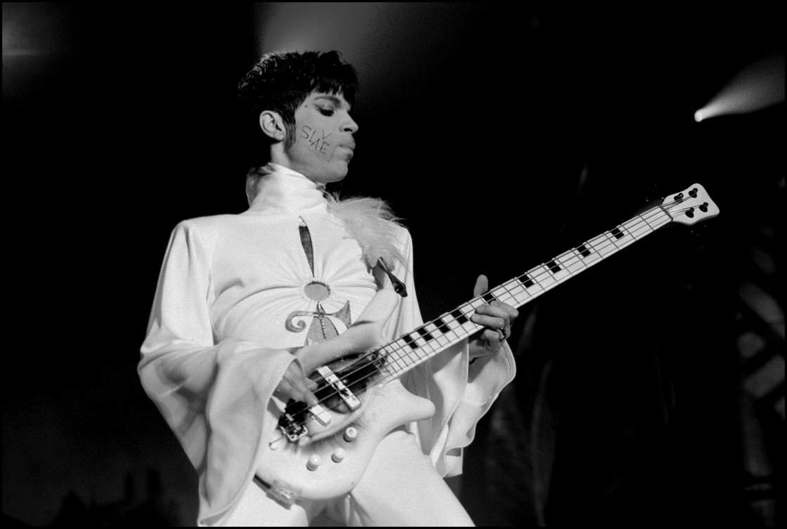 Billboard elege os 50 artistas mais completos de todos os tempos Prince