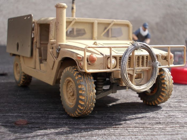 I- GB Tema livre. - M-998 IED 1/35 mais figuras modernas 1/35 Tn_DSCN0705