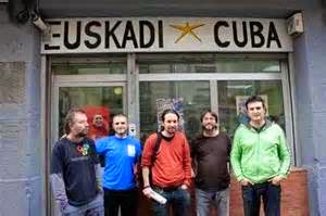 Pablo Iglesias en Cuba junto a etarras PabloIglesiasylosEtarrasenCuba