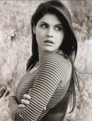 Torn at the Seams -- Form Thread Alexandra-Daddario