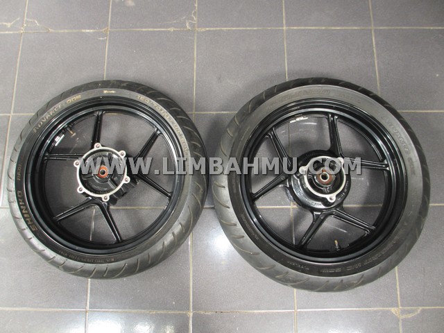 [SOLD] Velg Ori Ninja 250 Tahun 2011 Bonus Ban Shinko depan & belakang IMG_1067