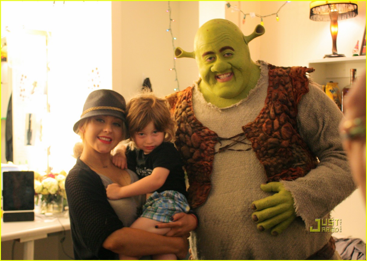 [Foto] Christina y Max con Shrek Xtinamaxshrek