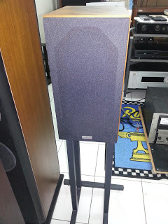 Dynaudio Contour 1.3 mki c/w stand (Used) 20130219_080659