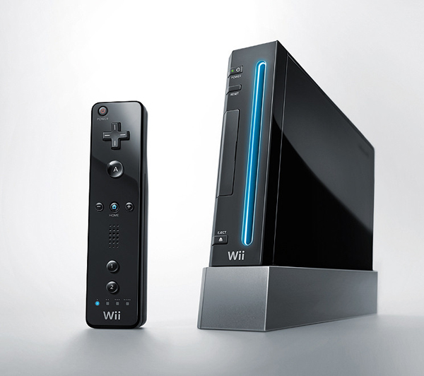 لائحة بـ 5 أجهزة الألعاب الأكثر مبيعاً في تاريخ  Nintendo-Wii-Black-Wii-745x660-02c2a72134da1663