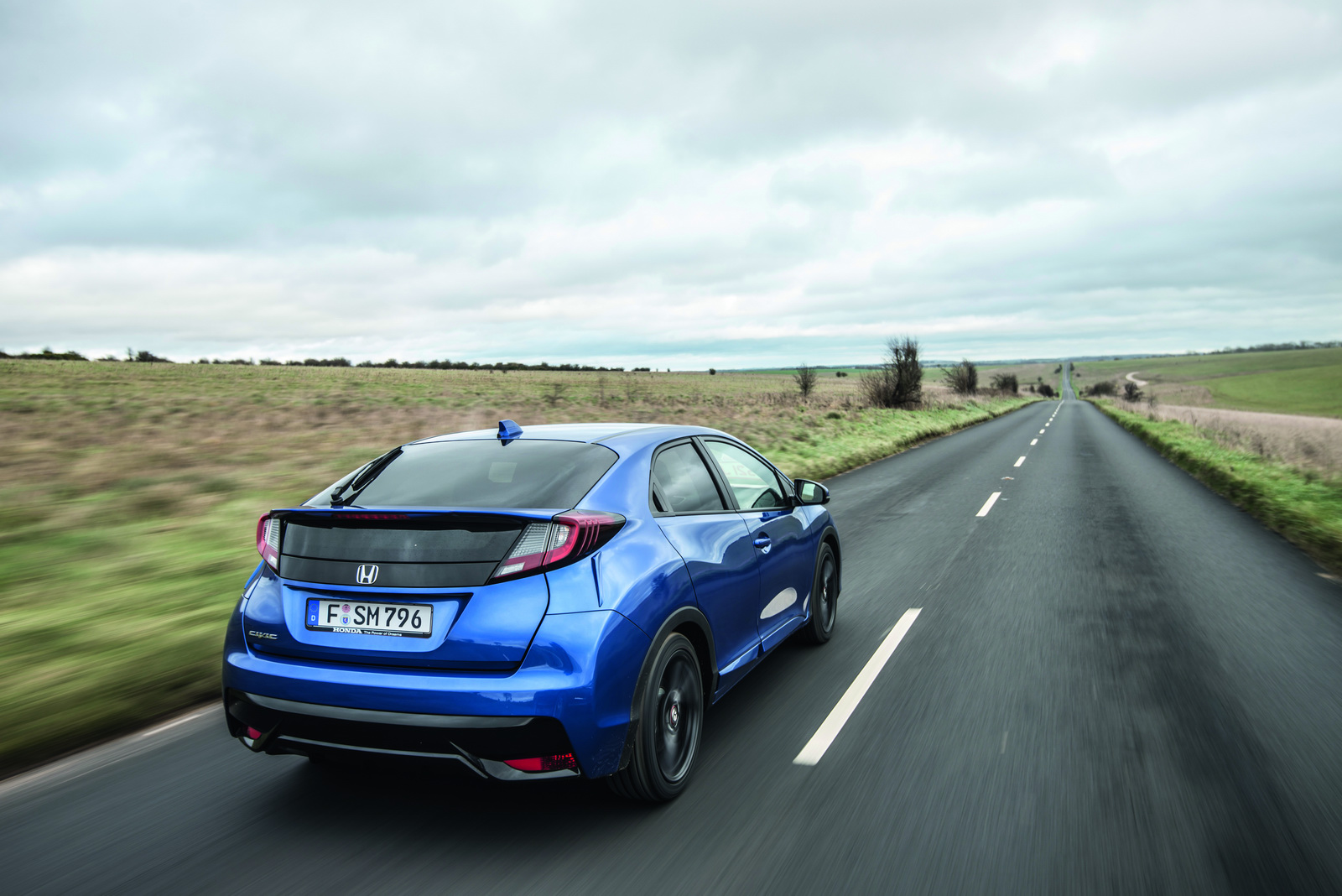 2014 - [Honda] Civic / Civic Tourer restylée - Page 2 2015-Honda-Civic-Sport-4