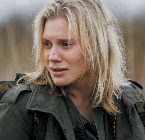 Zona: Claire Green Katee-Sackhoff-actriz-de-cine