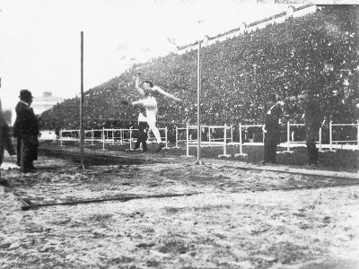 Fotografías de las Olimpiadas de Atenas 1896  Prueba%2Bde%2Batletismo%2Ben%2BAtenas%2B1896