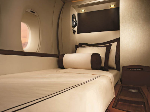 الجناح الخاص في طيران سنغافورة Singapore_airlines_private_suites_worth_the_money_640_20