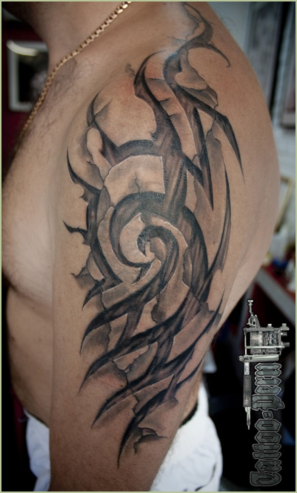 GALERIA DE TATUAJES Y BODY PIERCING. FOTOS DE TATUAJES. GALERIA FULL COLOR Tribales_con_detalles