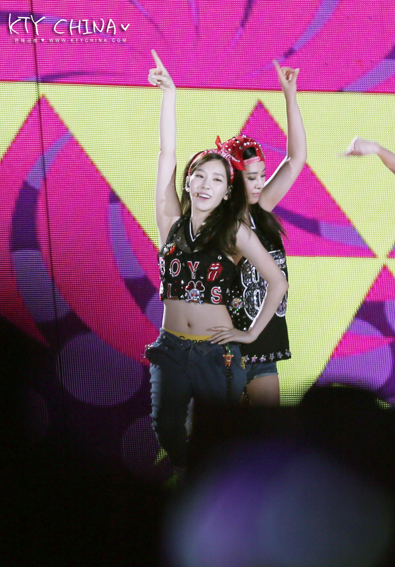 [PIC][01-09-2013]Hình ảnh mới nhất từ "Incheon Korean Music Wave 2013" của SNSD và MC YulTi vào tối nay - Page 4 5I4A0940