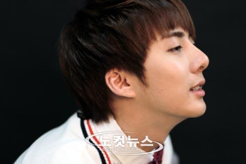 Kim Hyung Jun’s Entrevista Con NoCutNews 235