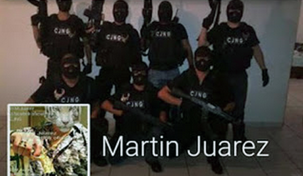 Queda en libertad el "narco" del face que no era narco ha pagado 20 mil pesos de fianza. Screen%2BShot%2B2015-10-07%2Bat%2B10.52.47