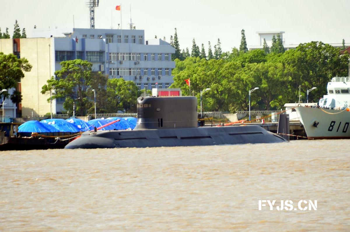 Sous-marin type 032 QING (?) SSK_Special8