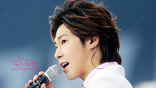 [صور] 120818 TVXQ في SMTown بـ سيول  Yh1