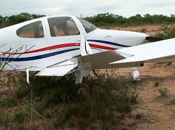 [Brasil] Aeronave passará por avaliação após acidente com morte na Bahia, diz Aeronáutica Aviao_queda_2
