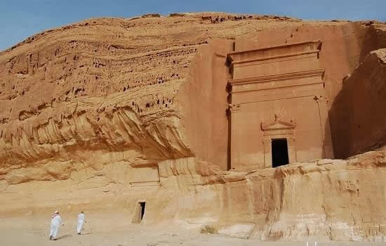 «مدائن صالح» حضارة ما قبل الاسلام في السعودية Madain-saleh-18