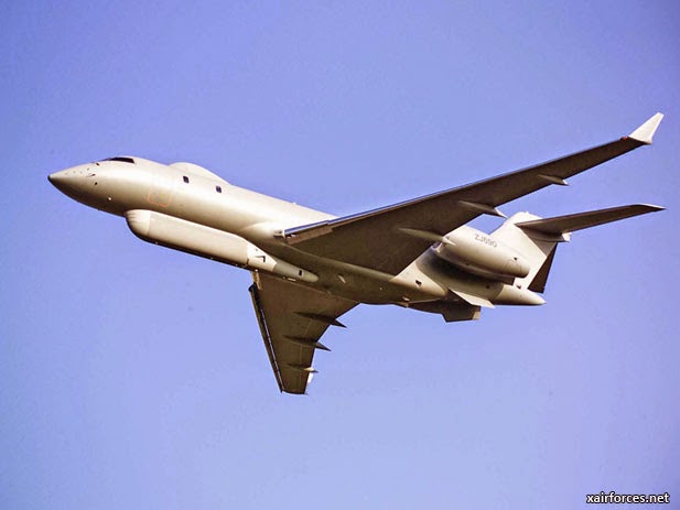 Fuerzas Armadas del Reino Unido  RAF-(Royal-Air-Force)-Sentinel-R1-Aircraft_290812