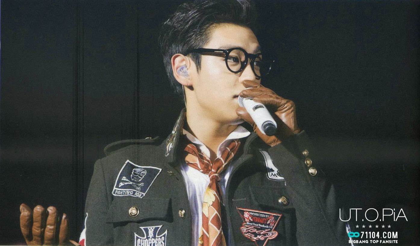 [9/7/2014][Pho/Scan] Ảnh T.O.P trên sách ảnh: 2014 +α Concert in Seoul  Bigbang_top_scans_007