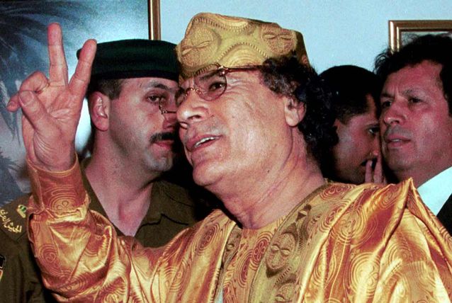 القذافي من البداية إلى النهاية بالصور.. نهاية دامية للطاغية  Muammar_Gaddafi__51406104