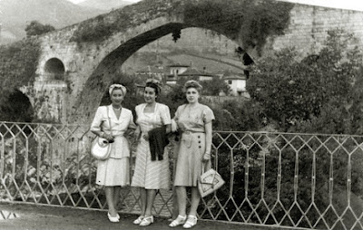 Diário dos Sonhos de EmersonPawoski - Página 12 Women-of-40s-decade-in-spain