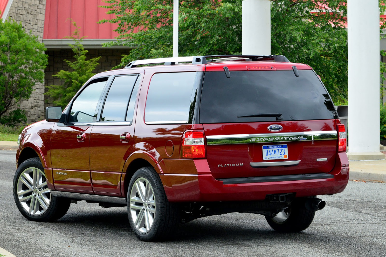 2014 - [Ford] Expedition 2015-Ford-Expedition-20
