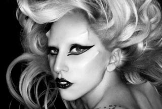 Lady Gaga, Rihanna y Justin Bieber triunfan en los MTV Japón Born-This-Way-Lady-Gaga