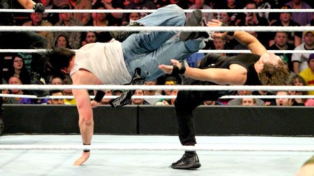 Resultados RAW 170 "Especial Roadblock". Dropkick%2Bde%2BLuke%2BHarper