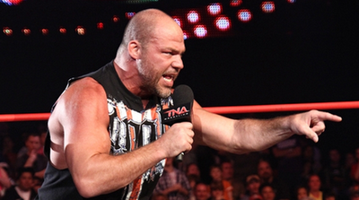  سـيـنـآريـو عـرض 29/11/2012 Final CountDown To LockDown TNA-Kurt-Angle-2011