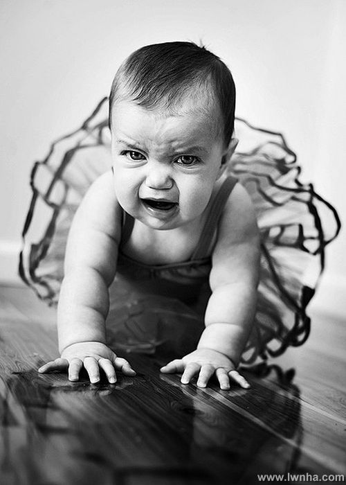 Funny pics of angry babies Babies_that_are_pissed_09