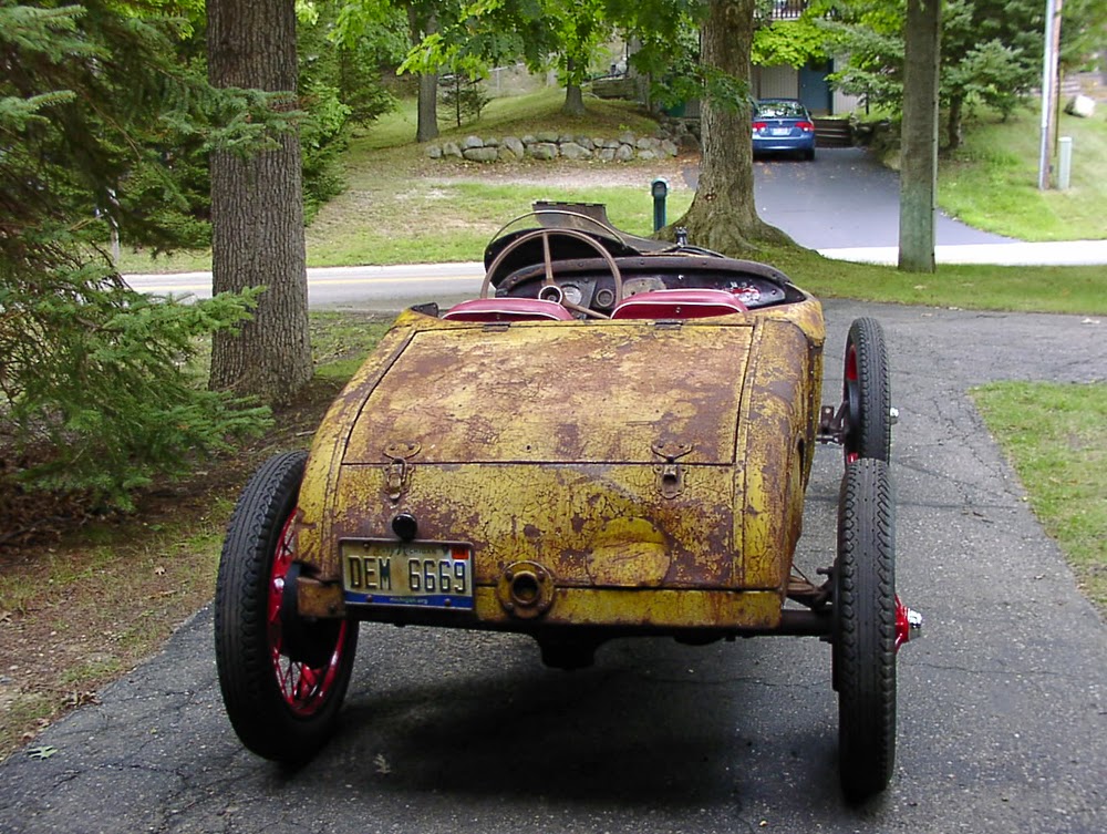 Hot rod nostalgia - Page 27 Ford-t-soteros-the-motart-journal-5