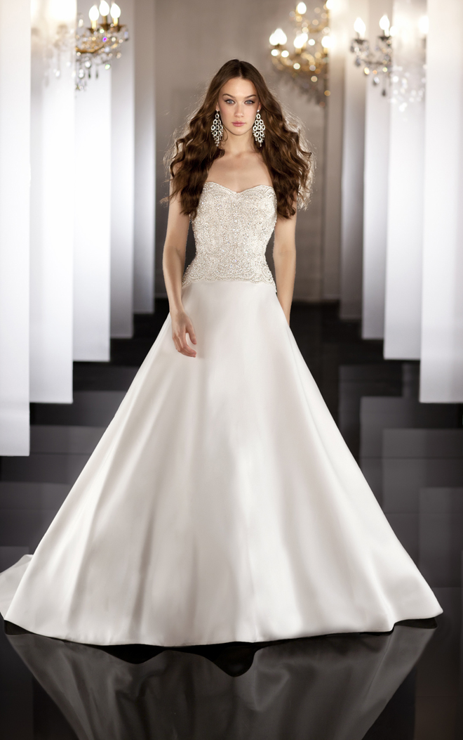 اروع فساتين الزفاف Wedding-dresses-martina-liana-2013-style-458_main_zoom