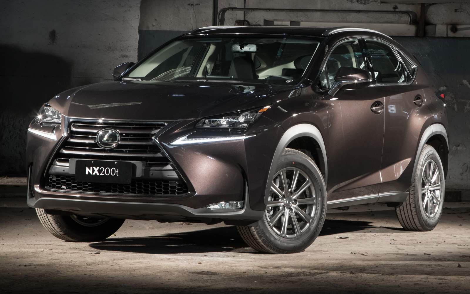 BR: Próximos lançamentos - Página 2 Lexus-NX-200t-brasil%2B(2)