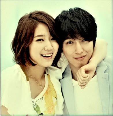 مسلسل You have Fallen for me 20110602_shinhye_yonghwa_selca_2