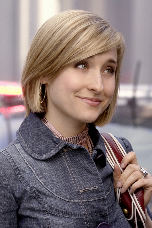 Maria Allison-mack-nel-ruolo-di-chloe-sullivan-nella-serie-smallville-episodio-plastique-88290